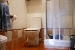 Precioso Adosado De 3 Dormitorios y 2 baños Con Txoko y Terreno En Arrankudiaga