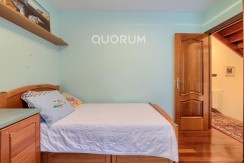 Precioso Adosado De 4 Dorm. y 4 Baños Con Amplia Terraza, Txoko y Garaje En Zona San Miguel