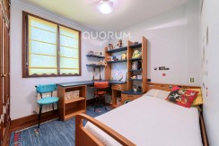 Precioso Adosado De 4 Dorm. y 4 Baños Con Amplia Terraza, Txoko y Garaje En Zona San Miguel