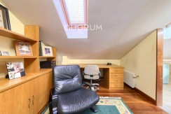 Precioso Adosado De 4 Dorm. y 4 Baños Con Amplia Terraza, Txoko y Garaje En Zona San Miguel