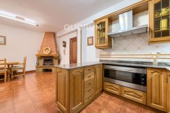Precioso Adosado De 4 Dorm. y 4 Baños Con Amplia Terraza, Txoko y Garaje En Zona San Miguel