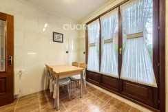 Precioso Adosado De 4 Dorm. y 4 Baños Con Amplia Terraza, Txoko y Garaje En Zona San Miguel