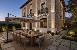 Precioso Caserón de Piedra De 4 Dormitorios y 3 Baños En Zona Privilegiada de Arrankudiaga