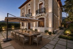 Precioso Caserón de Piedra De 4 Dormitorios y 3 Baños En Zona Privilegiada de Arrankudiaga