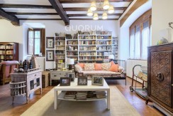 Precioso Caserón de Piedra De 4 Dormitorios y 3 Baños En Zona Privilegiada de Arrankudiaga