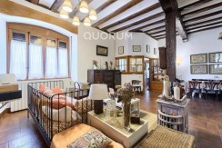 Precioso Caserón de Piedra De 4 Dormitorios y 3 Baños En Zona Privilegiada de Arrankudiaga