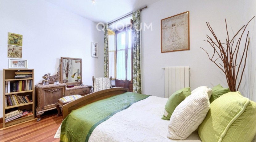 Precioso Caserón de Piedra De 4 Dormitorios y 3 Baños En Zona Privilegiada de Arrankudiaga