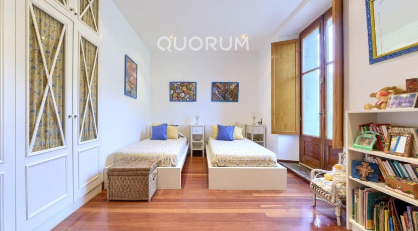 Precioso Caserón de Piedra De 4 Dormitorios y 3 Baños En Zona Privilegiada de Arrankudiaga