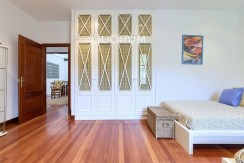 Precioso Caserón de Piedra De 4 Dormitorios y 3 Baños En Zona Privilegiada de Arrankudiaga