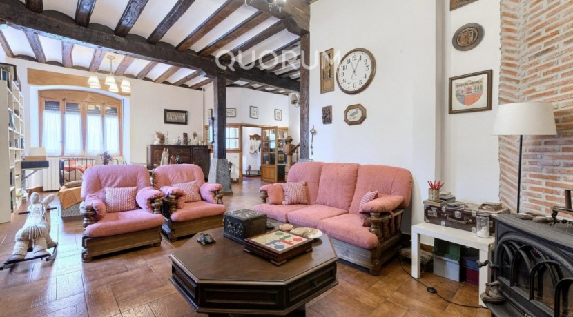 Precioso Caserón de Piedra De 4 Dormitorios y 3 Baños En Zona Privilegiada de Arrankudiaga