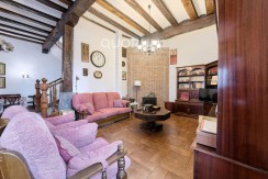 Precioso Caserón de Piedra De 4 Dormitorios y 3 Baños En Zona Privilegiada de Arrankudiaga