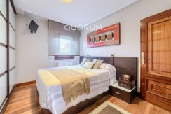 Precioso Piso Para Entrar a Vivir De 3 Dormitorios Con Amplio Balcón En Zona Centro-Ariz
