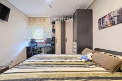 Precioso Piso Para Entrar a Vivir De 3 Dormitorios Con Amplio Balcón En Zona Centro-Ariz