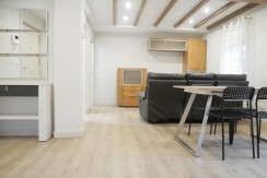 Precioso Piso Reformado De 2 Dormitorios Con Balcón y Edificio Rehabilitado En Zona Lanbarketa