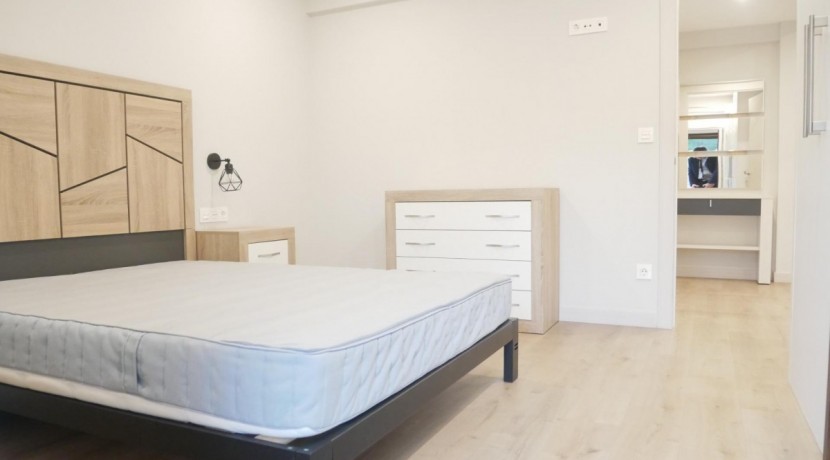 Precioso Piso Reformado De 2 Dormitorios Con Balcón y Edificio Rehabilitado En Zona Lanbarketa
