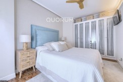 Se Vende En Exclusiva Este Precioso Piso De 3 Habitaciones Y Un Baño Con Ascensor A Cota Cero