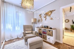 Se Vende En Exclusiva Este Precioso Piso De 3 Habitaciones Y Un Baño Con Ascensor A Cota Cero