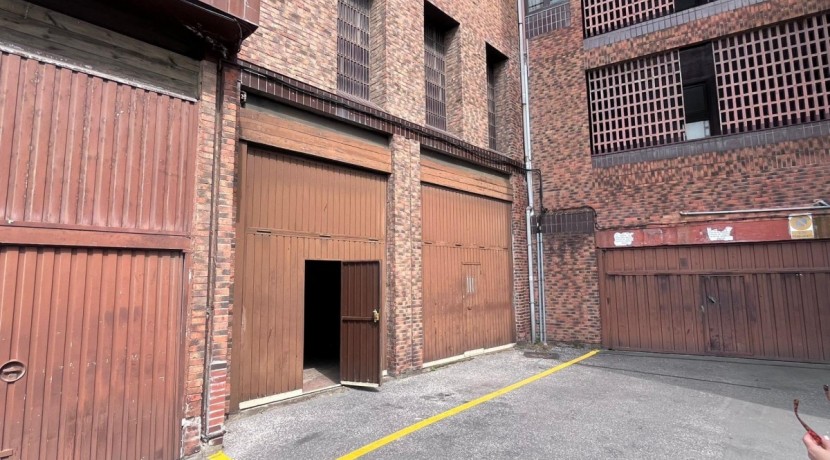 Se Vende Garaje Independiente Para 2 Coches Con 2 Puertas Independientes