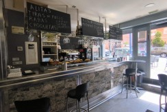 SE VENDE LOCAL CON ACTIVIDAD EN ETXEBARRI