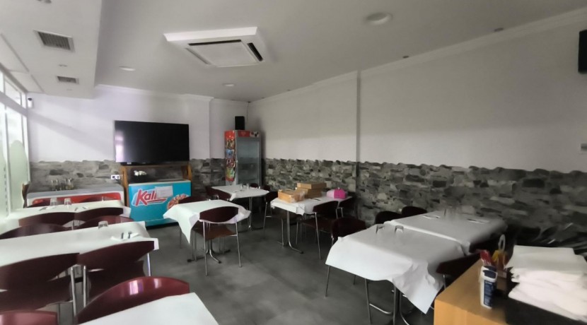 SE VENDE LOCAL CON ACTIVIDAD EN ETXEBARRI