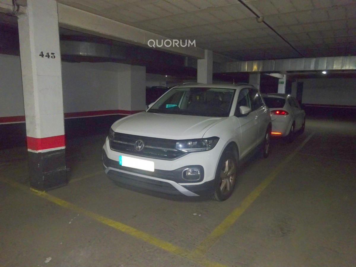 Se Vende Parcela De Garaje En Txurdinaga