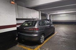 Se vende parcela de garaje para coche mediano en Barakaldo zona Bagatza