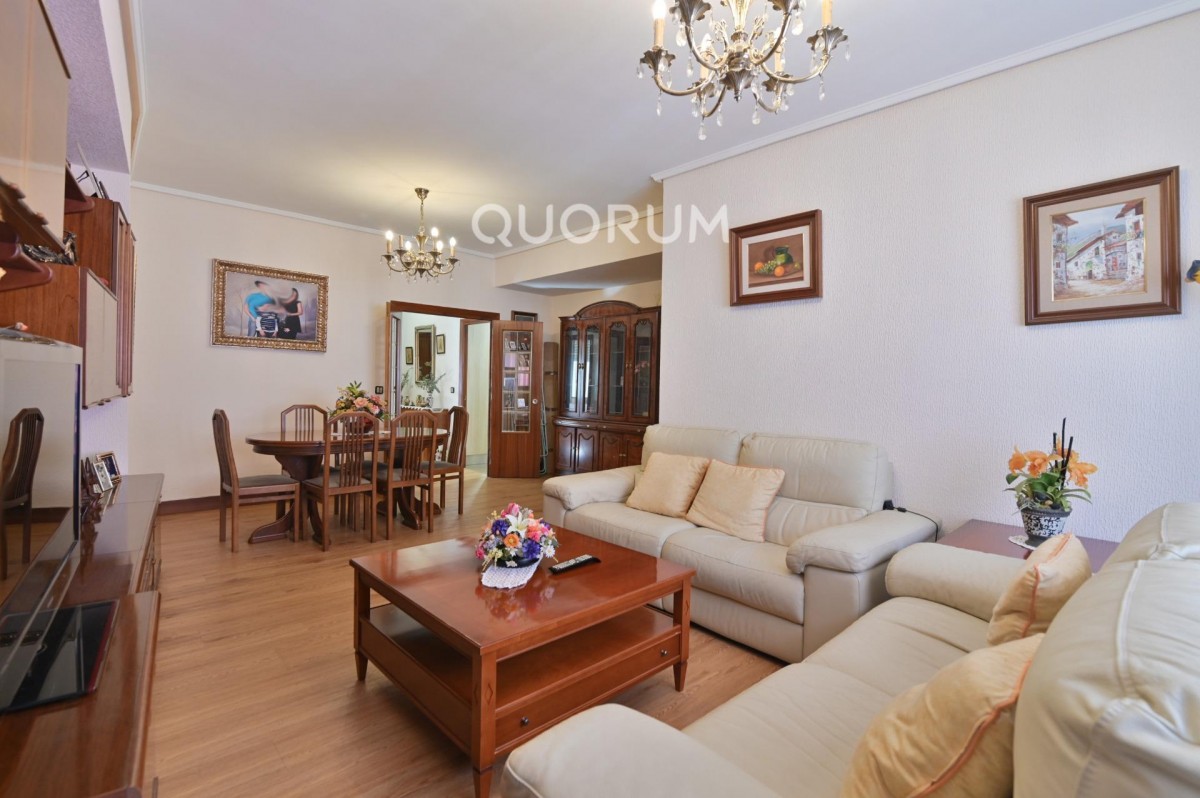Se Vende Piso De 3 Habitaciones 2 Baños Garaje Y Trastero
