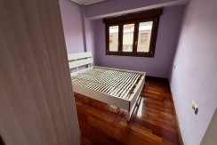 Se Vende Piso En El Centro De Portugalete Junto Al Metro De 2 Habitaciones Con balcon