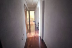 Se Vende Piso En El Centro De Portugalete Junto Al Metro De 2 Habitaciones Con balcon