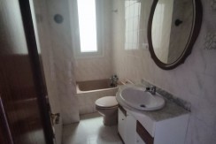 Se Vende Piso En El Centro De Portugalete Junto Al Metro De 2 Habitaciones Con balcon