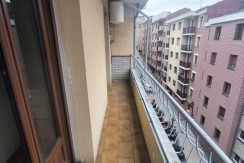 Se Vende Piso En El Centro De Portugalete Junto Al Metro De 2 Habitaciones Con balcon
