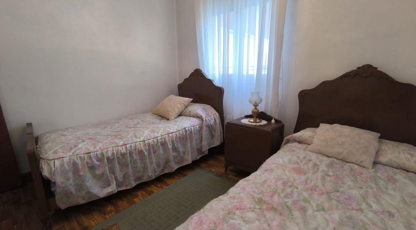 SE VENDE PISO EN ETXEBARRI CERCA DEL METRO
