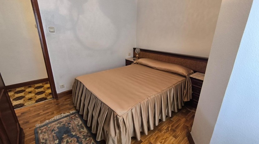SE VENDE PISO EN ETXEBARRI CERCA DEL METRO