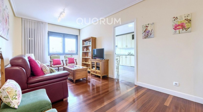 Se Vende Precioso Piso En El Centro De Barakaldo Con 3 Habitaciones 2 Baños Garaje y Trastero Directo