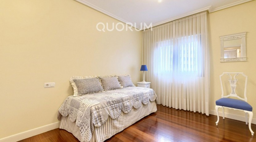 Se Vende Precioso Piso En El Centro De Barakaldo Con 3 Habitaciones 2 Baños Garaje y Trastero Directo