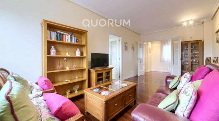 Se Vende Precioso Piso En El Centro De Barakaldo Con 3 Habitaciones 2 Baños Garaje y Trastero Directo
