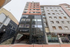 Se Vende Precioso Piso En El Centro De Barakaldo Con 3 Habitaciones 2 Baños Garaje y Trastero Directo