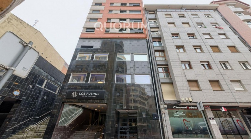 Se Vende Precioso Piso En El Centro De Barakaldo Con 3 Habitaciones 2 Baños Garaje y Trastero Directo