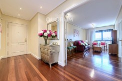 Se Vende Precioso Piso En El Centro De Barakaldo Con 3 Habitaciones 2 Baños Garaje y Trastero Directo