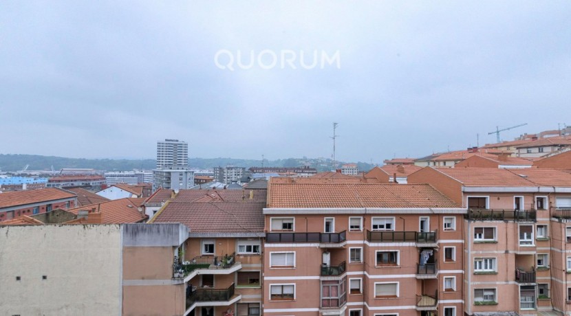 Se Vende Precioso Piso En El Centro De Barakaldo Con 3 Habitaciones 2 Baños Garaje y Trastero Directo