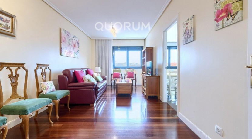 Se Vende Precioso Piso En El Centro De Barakaldo Con 3 Habitaciones 2 Baños Garaje y Trastero Directo