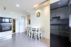 Se Vende Precioso Piso En El Centro De Barakaldo Con 3 Habitaciones 2 Baños Garaje y Trastero Directo