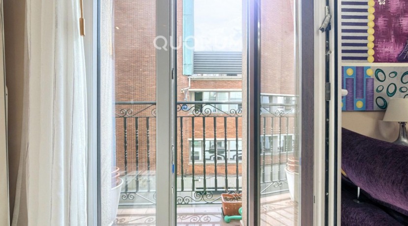 TOTALMENTE REFORMADO EN PLENO CENTRO DE BARAKALDO CON DOS BALCONES