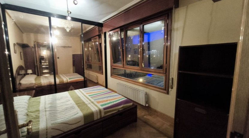 TRES HABITACIONES Y DOS BAÑOS EN RONDA RESURRECIÓN MARIA DE AZKUE