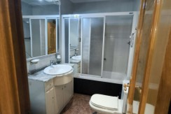 TRES HABITACIONES Y DOS BAÑOS EN RONDA RESURRECIÓN MARIA DE AZKUE