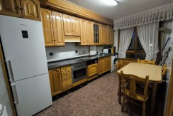 TRES HABITACIONES Y DOS BAÑOS EN RONDA RESURRECIÓN MARIA DE AZKUE