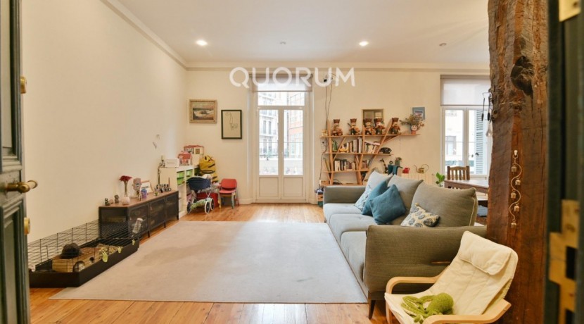 Vivienda Céntrica con Encanto de 3 Hab y 3 Baños