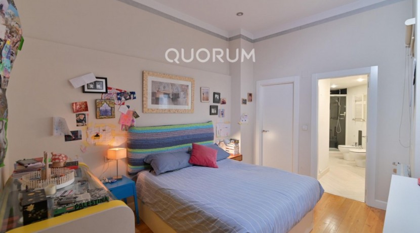 Vivienda Céntrica con Encanto de 3 Hab y 3 Baños