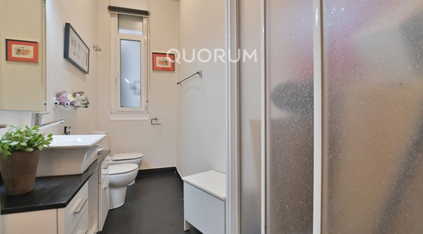 Vivienda Céntrica con Encanto de 3 Hab y 3 Baños