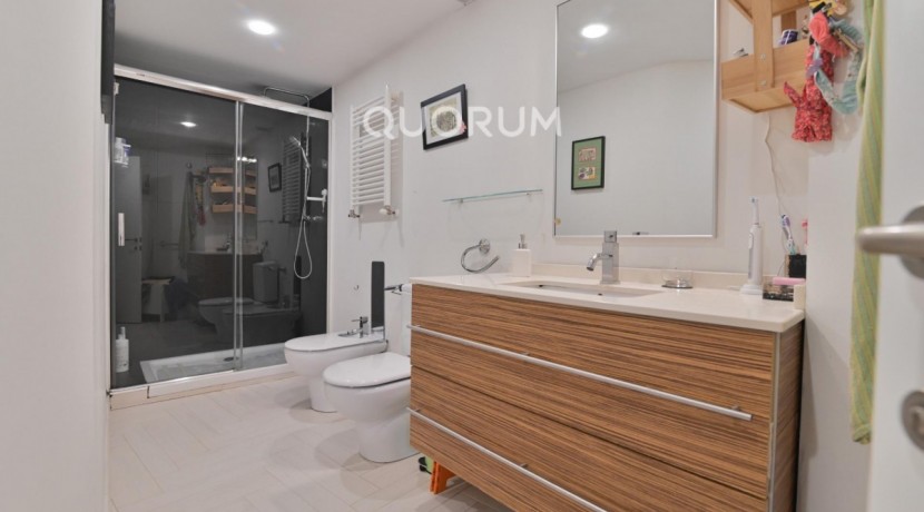 Vivienda Céntrica con Encanto de 3 Hab y 3 Baños